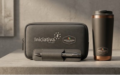 Aliança de Alto Impacto: Como o Brinde Corporativo no Dia do Cliente Consolida Contas Enterprise e Expande Parcerias B2B