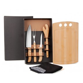 Kit para Churrasco Com Avental e Tábua Personalizada