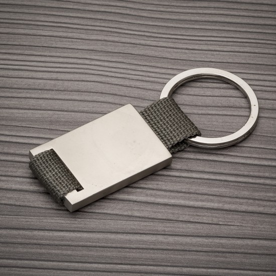 Chaveiro de Metal com Detalhe em Nylon Personalizado para Brindes